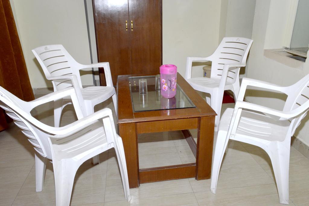 הרידוואר Hotel Bhajgovindam מראה חיצוני תמונה