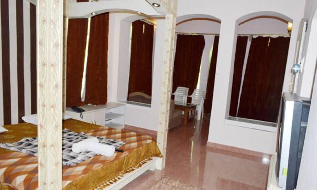 הרידוואר Hotel Bhajgovindam חדר תמונה